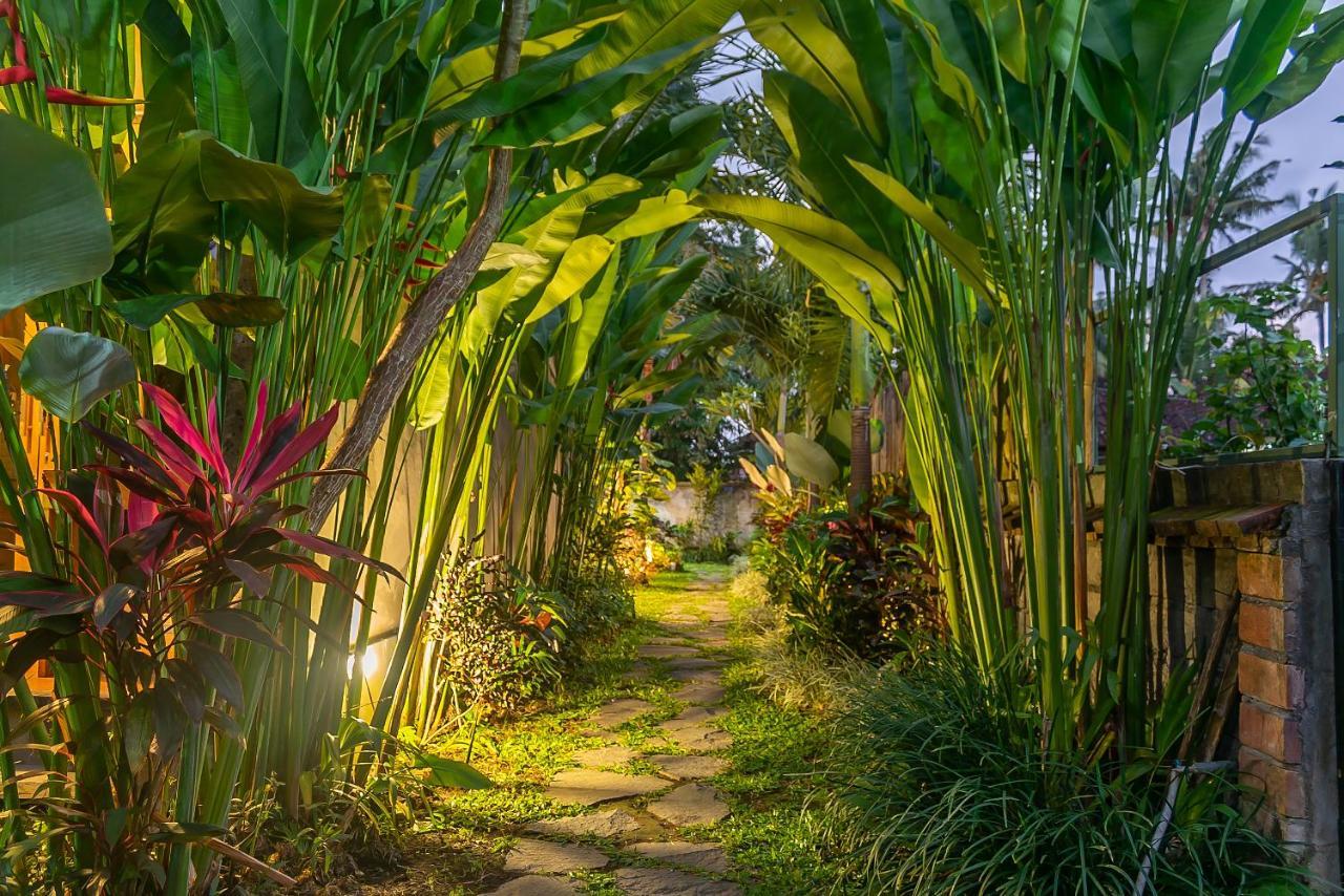 De Mangku Hotel Ubud  Bagian luar foto